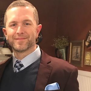 Meet your Posher, Adam